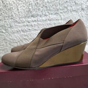NEW Amalfi Rangoni Italian Brown‎ Stretch Leather Lined Wedge Loafers Shoes 8M